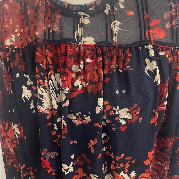 Wilfred Lourdes Floral Blouse - Red and Navy - Picture 13 of 16